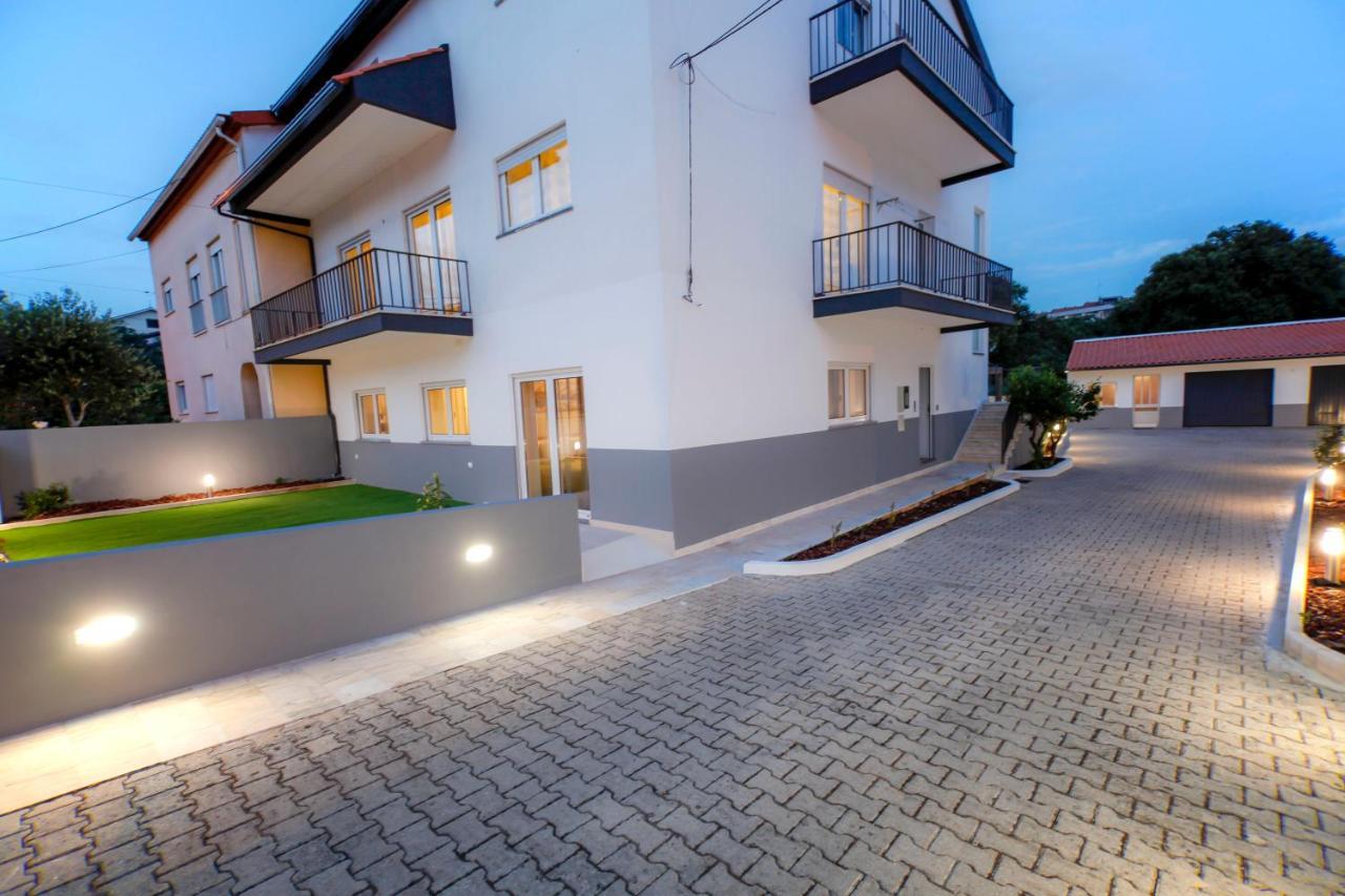 Modern Apartment With Garden Fatima Ngoại thất bức ảnh